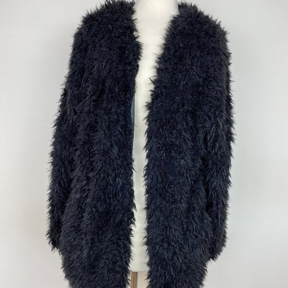 NWT Pocketed Faux Fur Jacket - Black - Picture 2 of 5